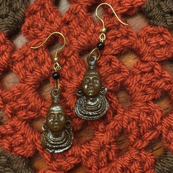 Fair Trade Earrings Kenya - Picture 8 of 9